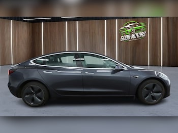 Used Tesla Model 3 2020 for sale - 78153836: Photo
