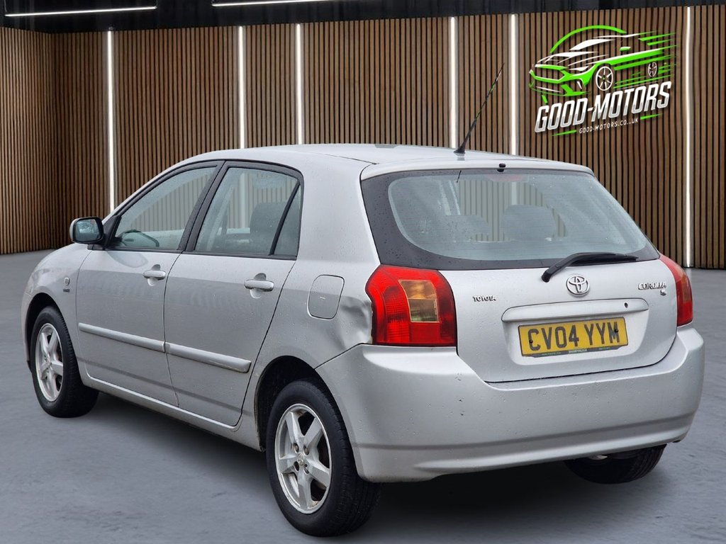 Used Toyota Corolla 2004 for sale - 76740110: Photo 17