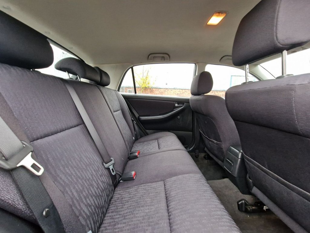 Used Toyota Corolla 2004 for sale - 76740110: Photo 34