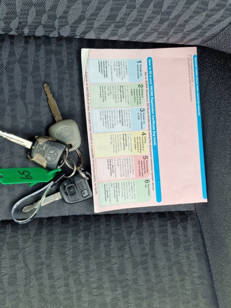 Used Toyota Corolla 2004 for sale - 76740110: Photo 46