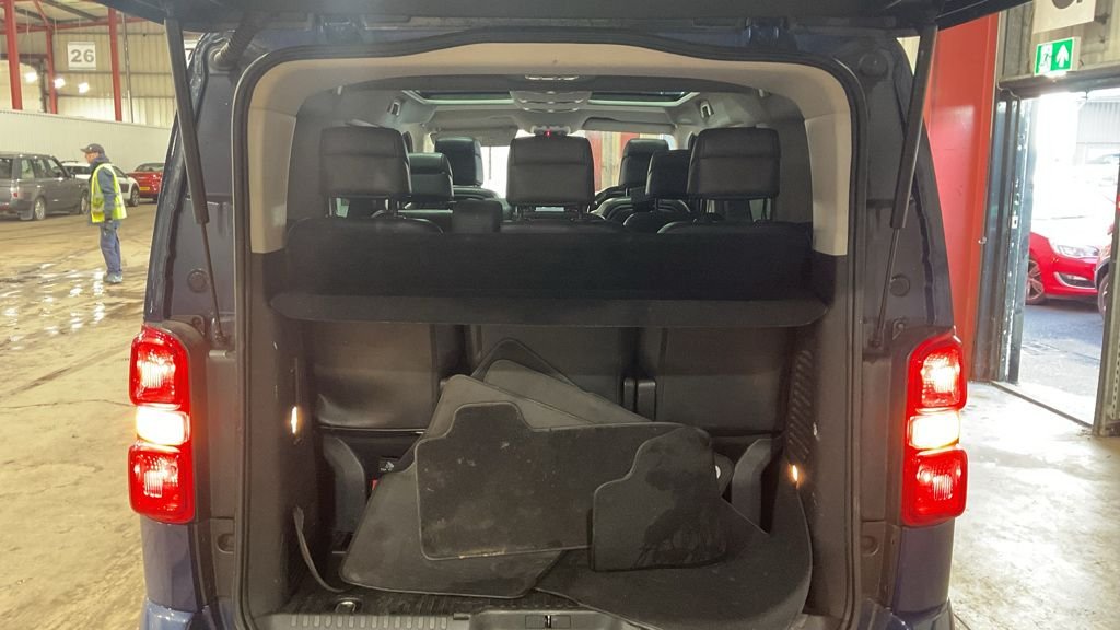 Used Peugeot Traveller 2018 for sale - 77172093: Photo 19
