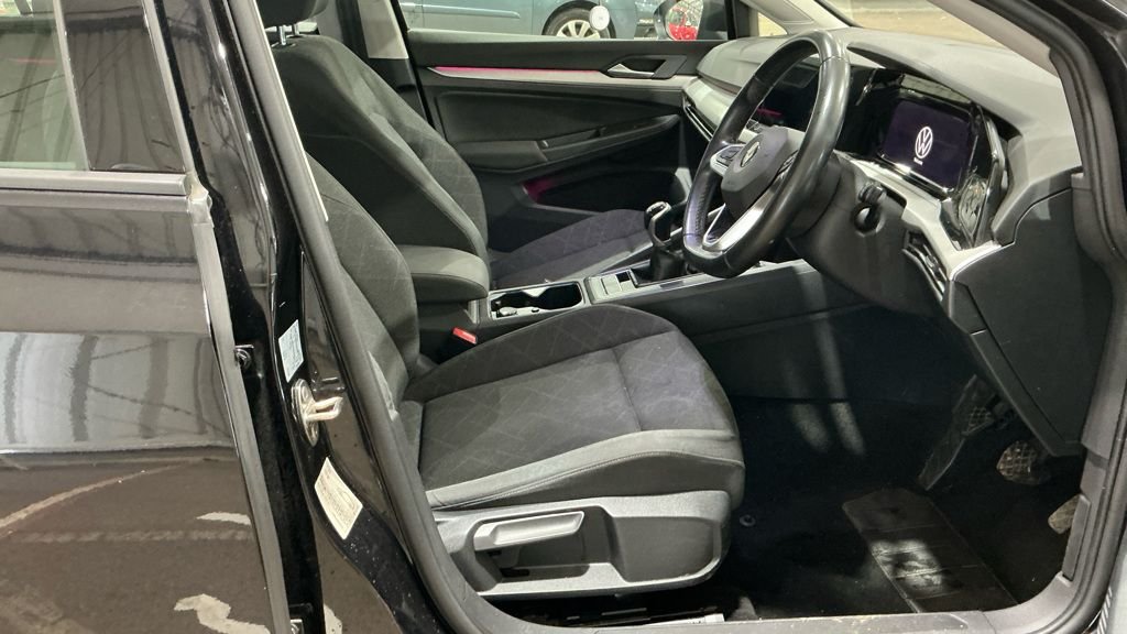 Used Volkswagen Golf 2021 for sale - 77991373: Photo 14