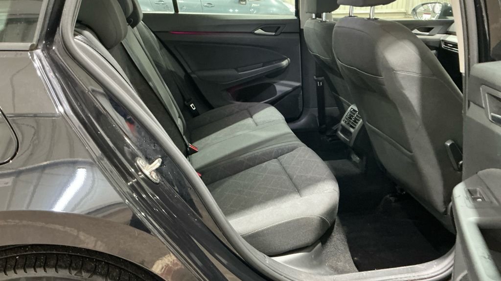 Used Volkswagen Golf 2021 for sale - 77991373: Photo 18