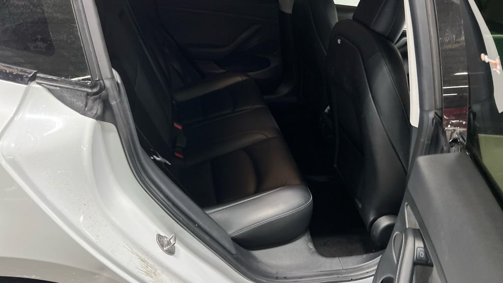 Used Tesla Model 3 2021 for sale - 77693212: Photo 22