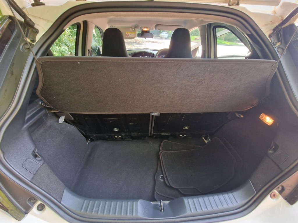 Used Toyota Aygo X 2022 for sale - 77620925: Photo 41