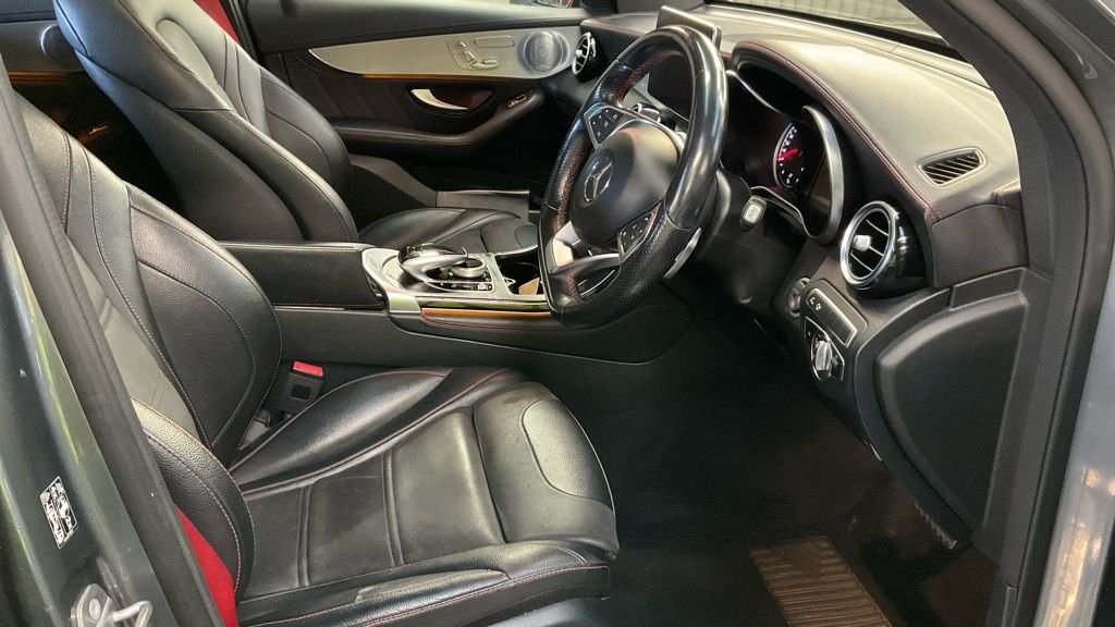 Used Mercedes-Benz GLC 2019 for sale - 77072813: Photo 14