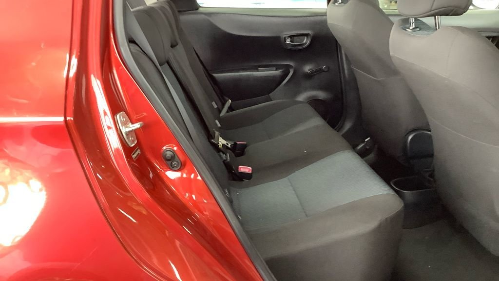 Used Toyota Yaris 2012 for sale - 78154165: Photo 17