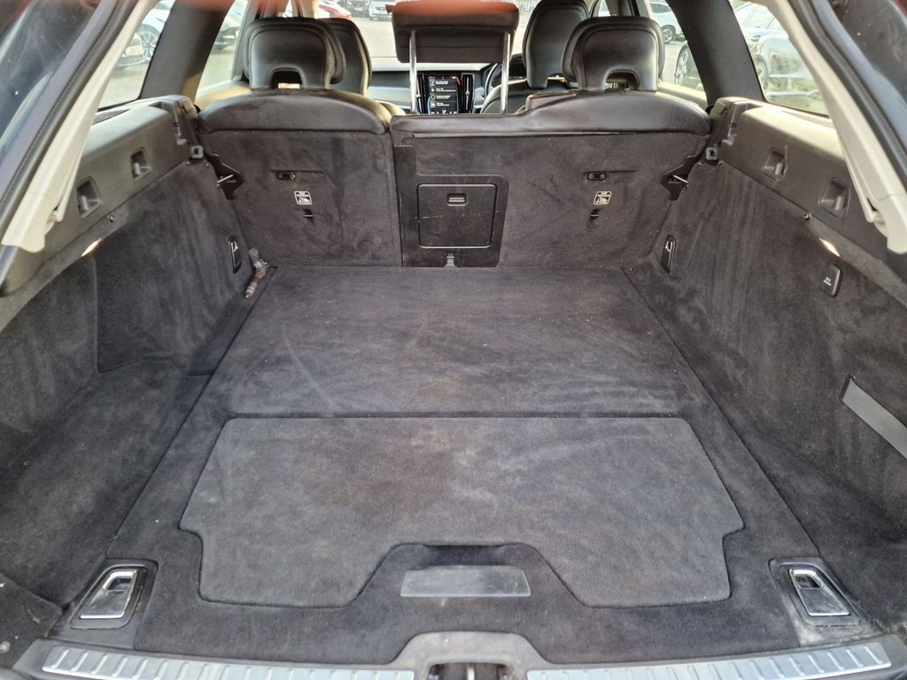 Used Volvo V90 2018 for sale - 76739965: Photo 48