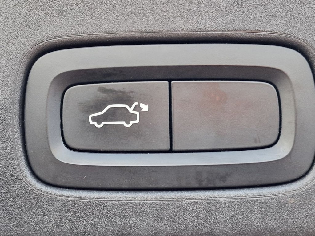 Used Volvo V90 2018 for sale - 76739965: Photo 49