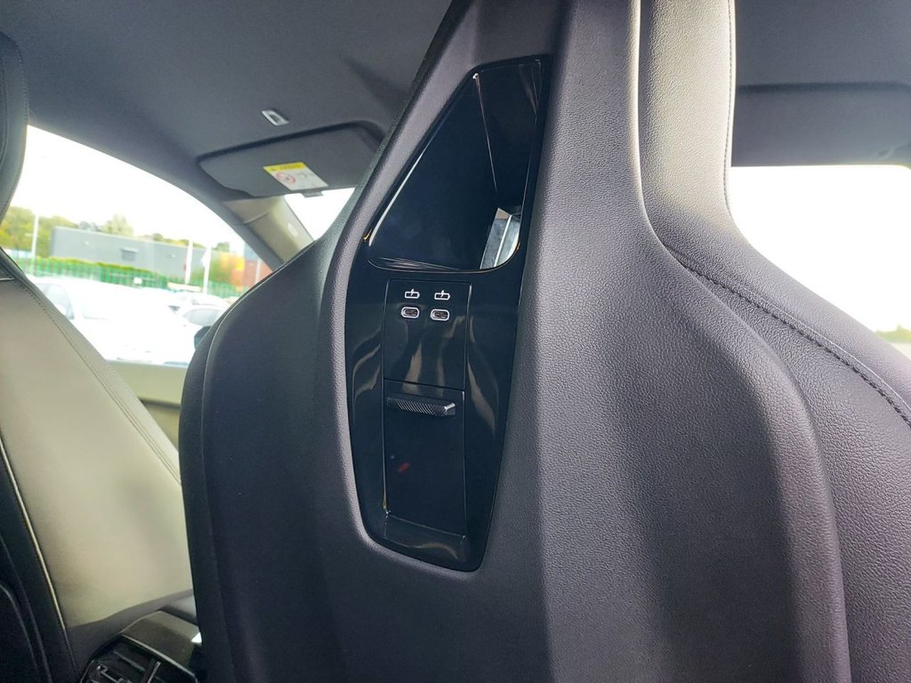 Used BMW iX 2022 for sale - 76744381: Photo 36