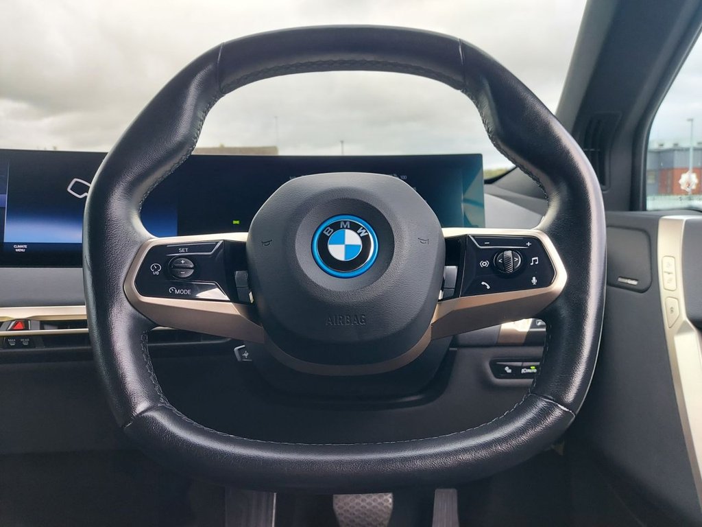 Used BMW iX 2022 for sale - 76744381: Photo 45