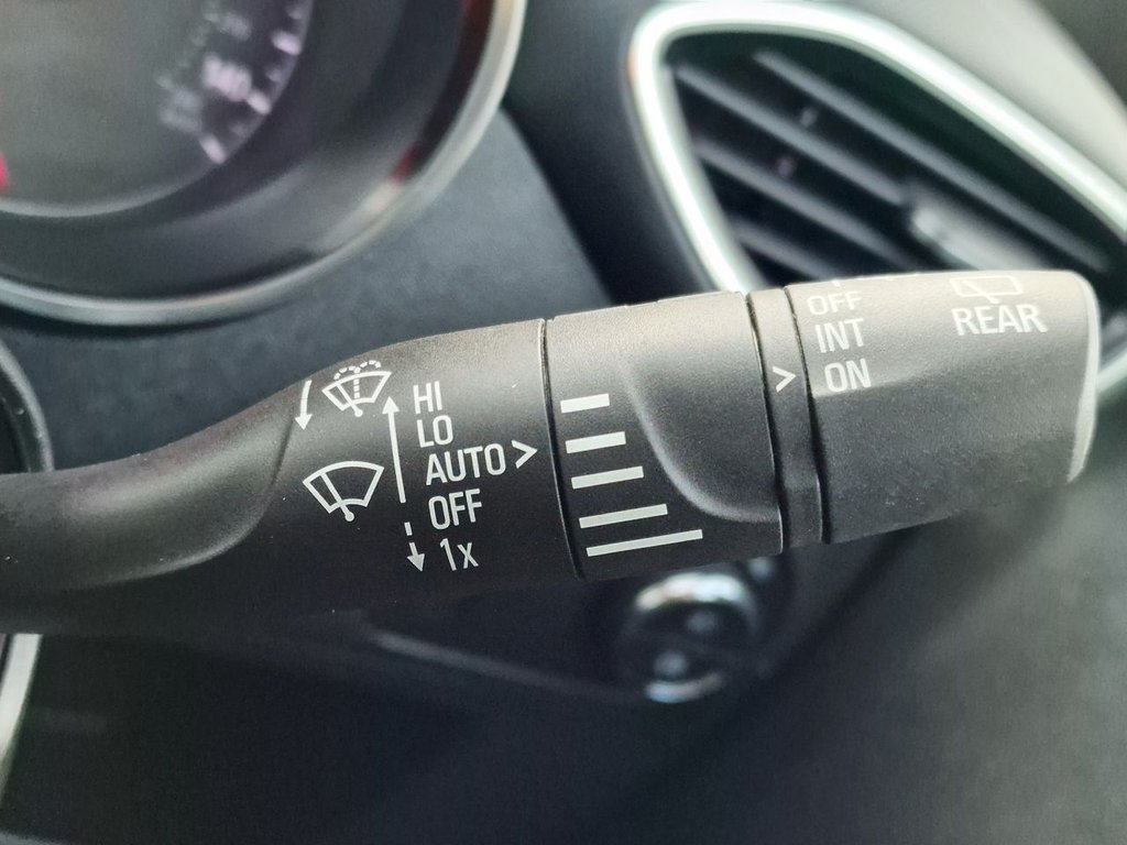 Used Vauxhall Crossland 2022 for sale - 77327651: Photo 30