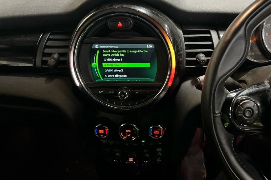 Used MINI Convertible 2018 for sale - 77007049: Photo 15