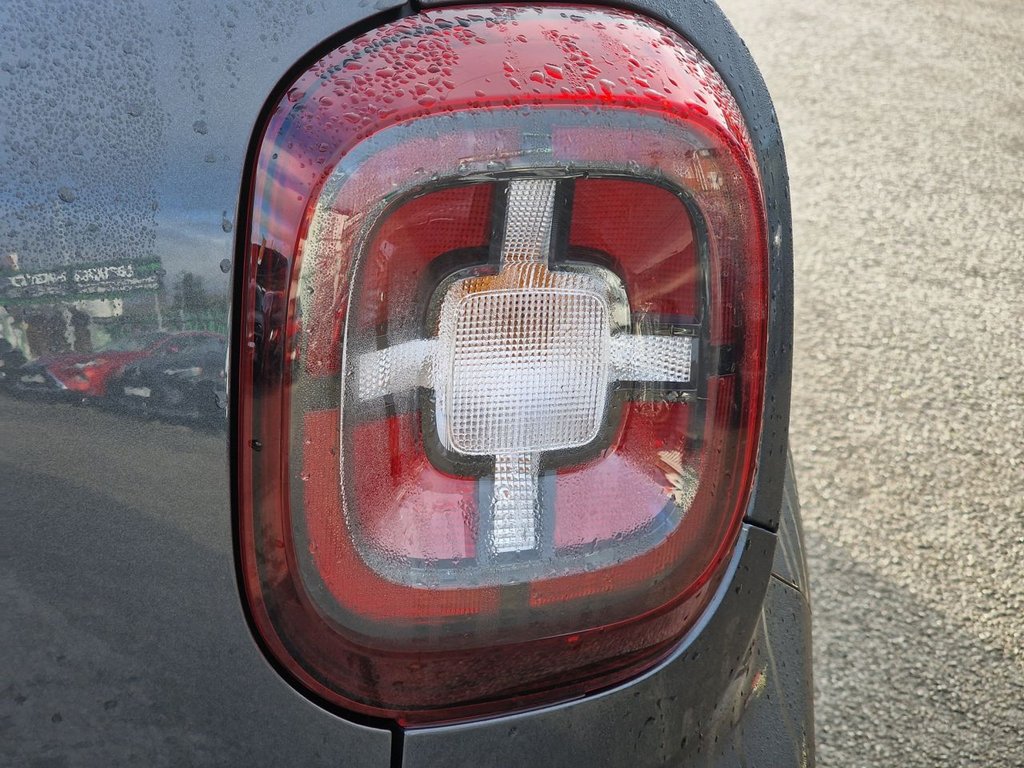 Used Dacia Duster 2020 for sale - 76941618: Photo 25