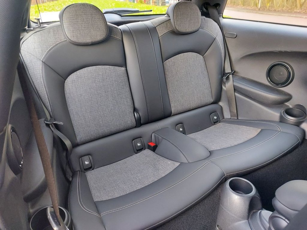 Used MINI Electric Hatch 2021 for sale - 77250358: Photo 32