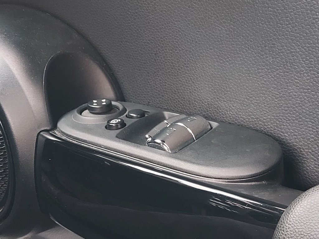 Used MINI Electric Hatch 2021 for sale - 77250358: Photo 37