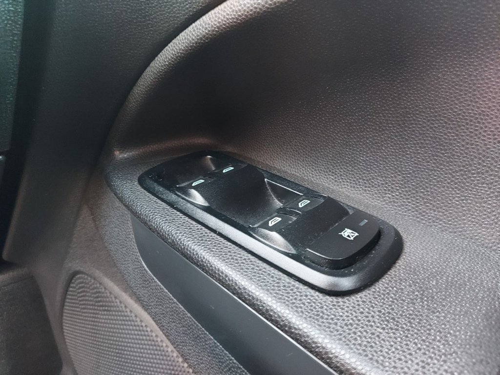 Used Ford Ecosport 2015 for sale - 77133764: Photo 34