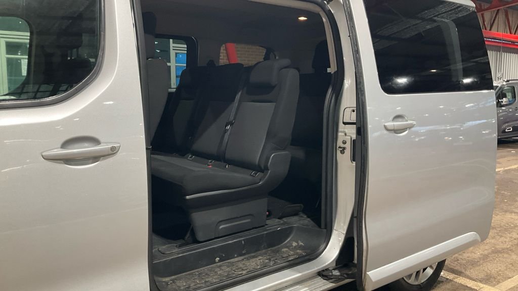 Used Peugeot Traveller 2019 for sale - 77302542: Photo 12