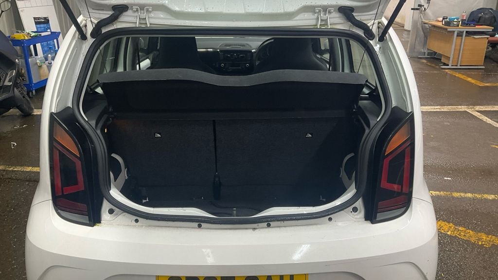 Used Volkswagen up! 2017 for sale - 77835943: Photo 18