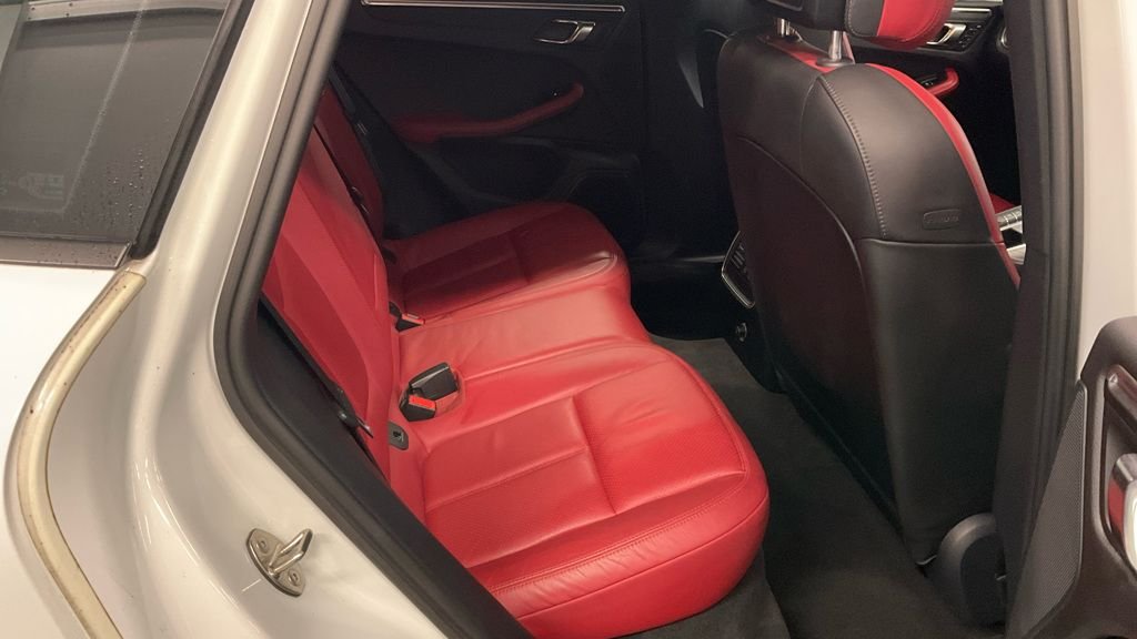 Used Porsche Macan 2025 for sale - 77319571: Photo 15