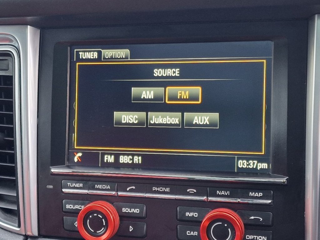 Used Porsche Macan 2015 for sale - 77319571: Photo 38