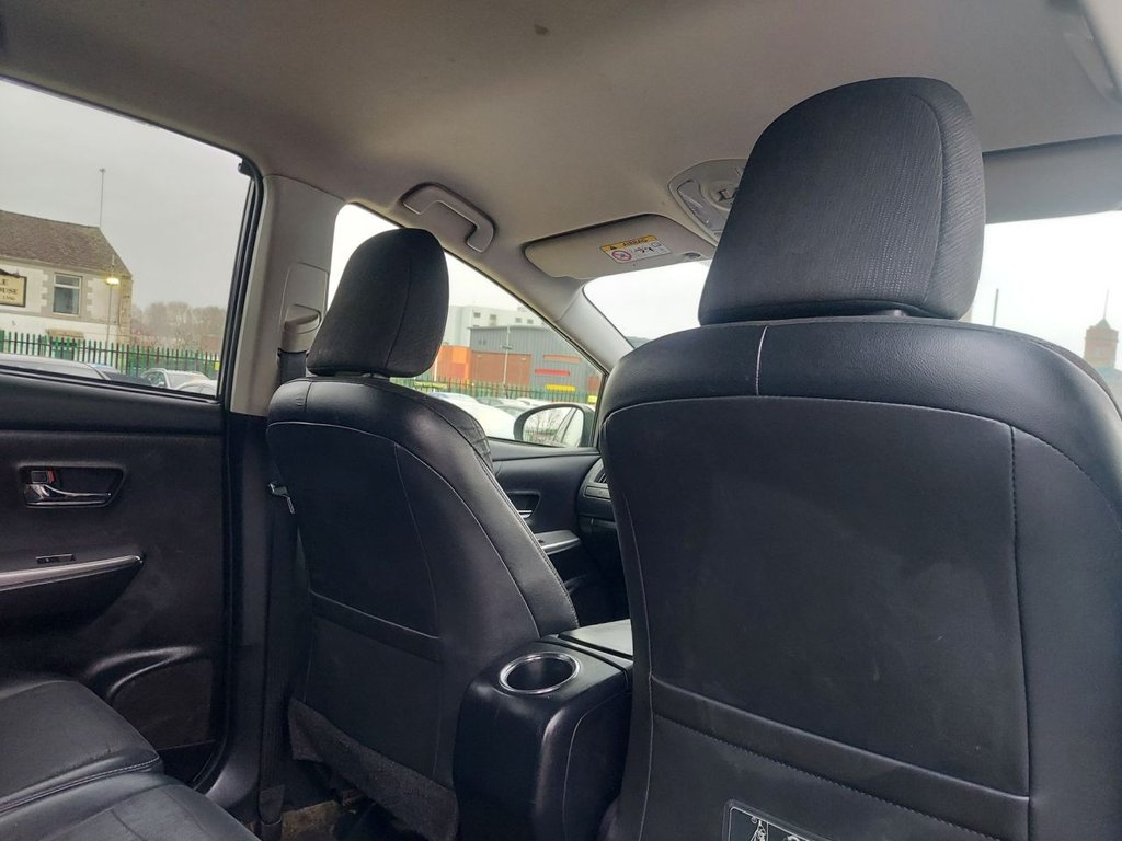 Used Toyota Prius+ 2018 for sale - 76950534: Photo 34