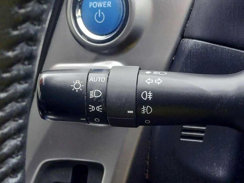 Used Toyota Prius+ 2018 for sale - 76950534: Photo 41