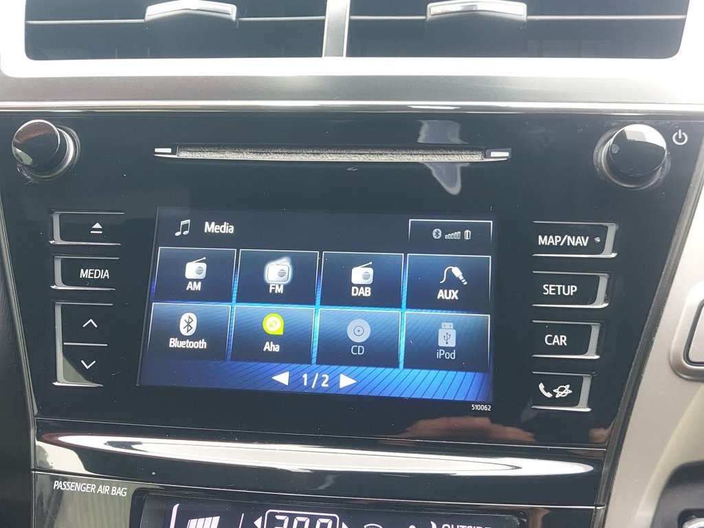 Used Toyota Prius+ 2018 for sale - 76950534: Photo 44