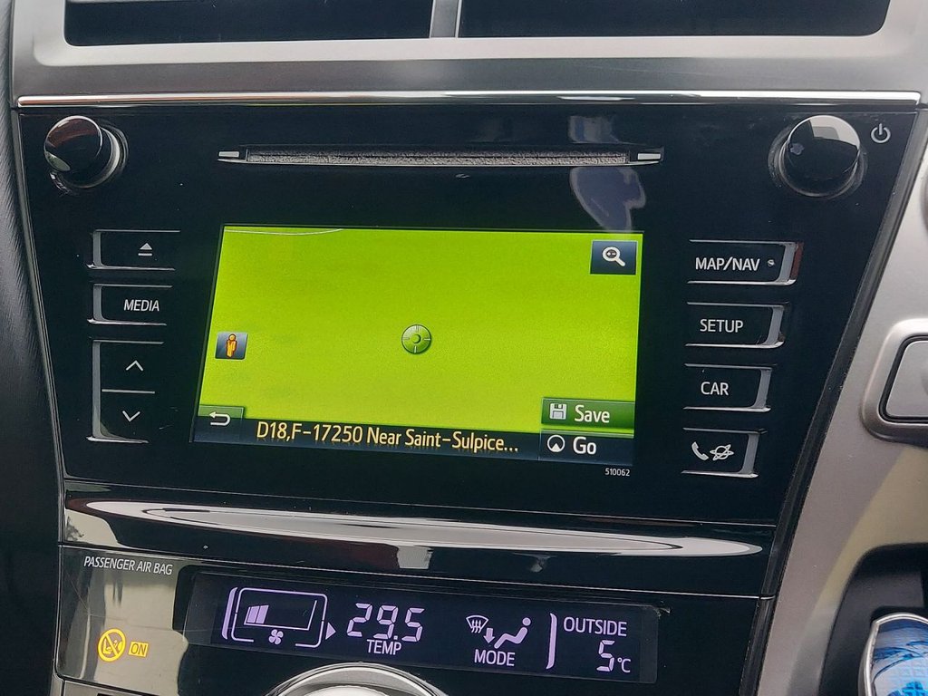 Used Toyota Prius+ 2018 for sale - 76950534: Photo 48