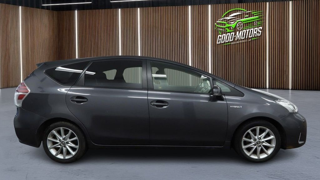 Used Toyota Prius+ 2018 for sale - 76950534: Photo 5