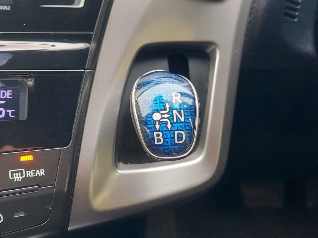 Used Toyota Prius+ 2018 for sale - 76950534: Photo 50