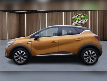 Used Renault Captur 2021 for sale - 76934496: Photo