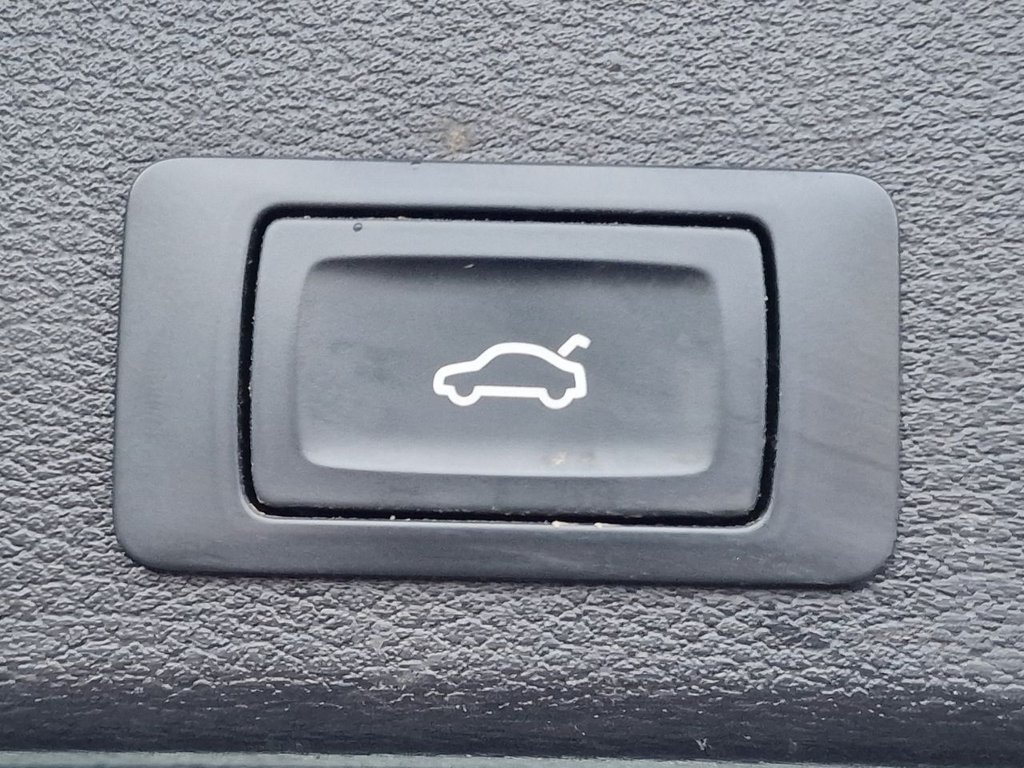 Used Audi A4 Avant 2021 for sale - 76798018: Photo 38