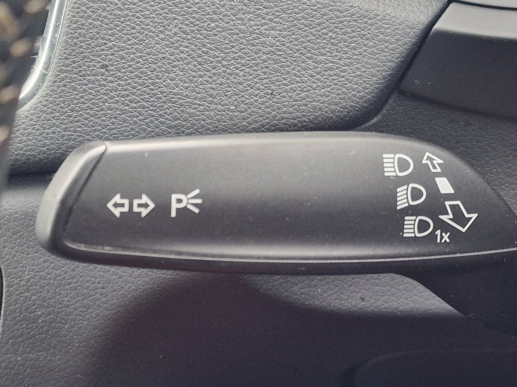 Used Audi Q3 2016 for sale - 76744397: Photo 29