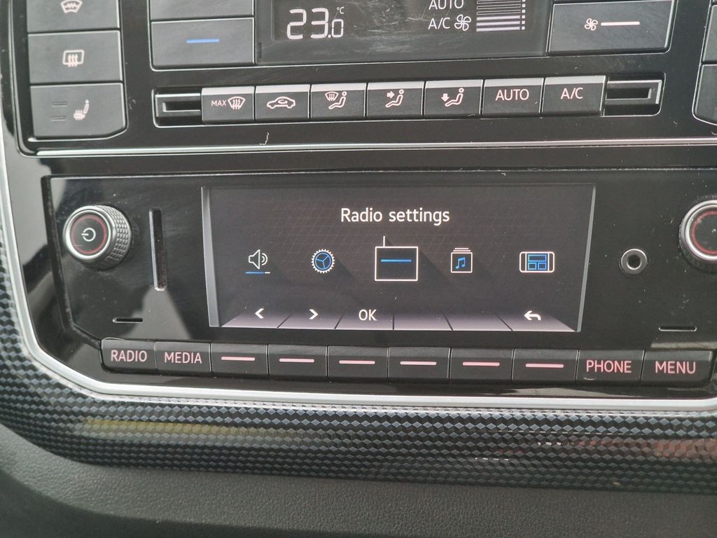 Used Volkswagen up! 2021 for sale - 77897548: Photo 31