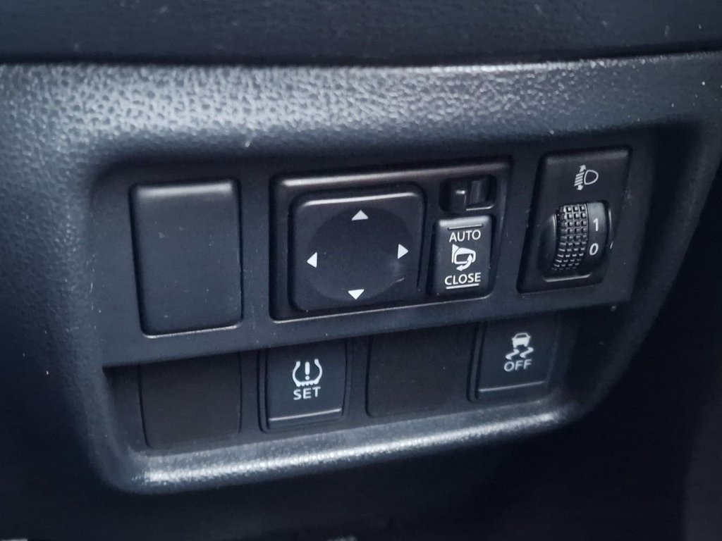 Used Nissan Juke 2015 for sale - 76744428: Photo 29