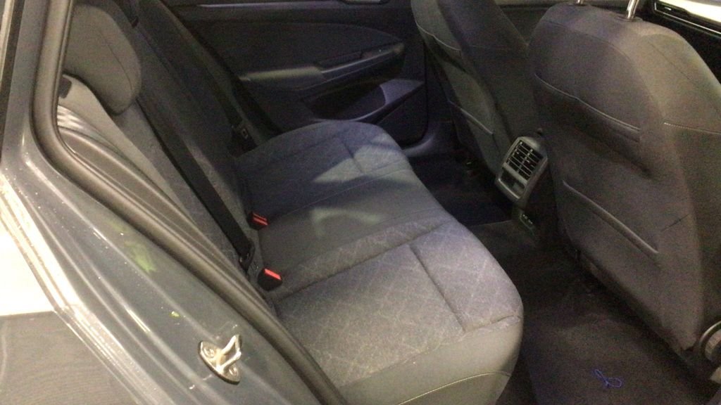 Used Volkswagen Golf 2021 for sale - 78030600: Photo 18