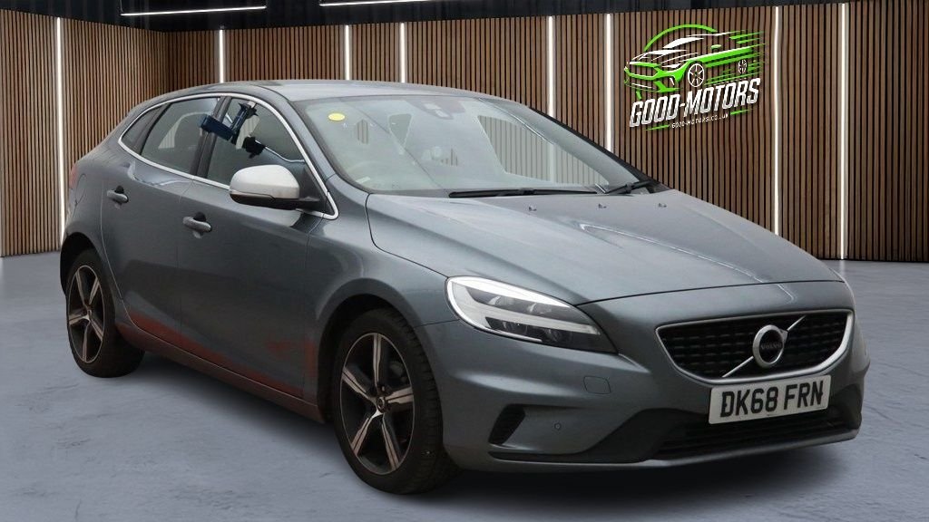 Used Volvo V40 2018 for sale - 76744416: Photo 3