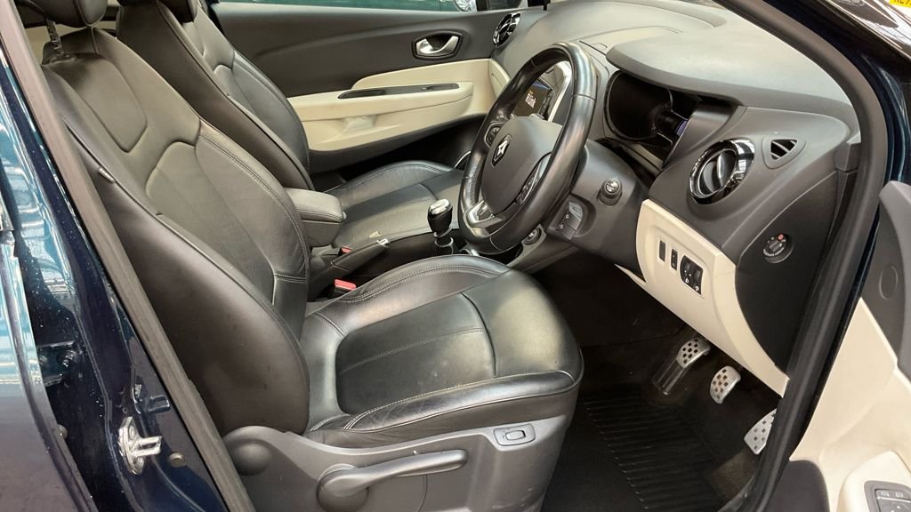 Used Renault Captur 2019 for sale - 76744404: Photo 14