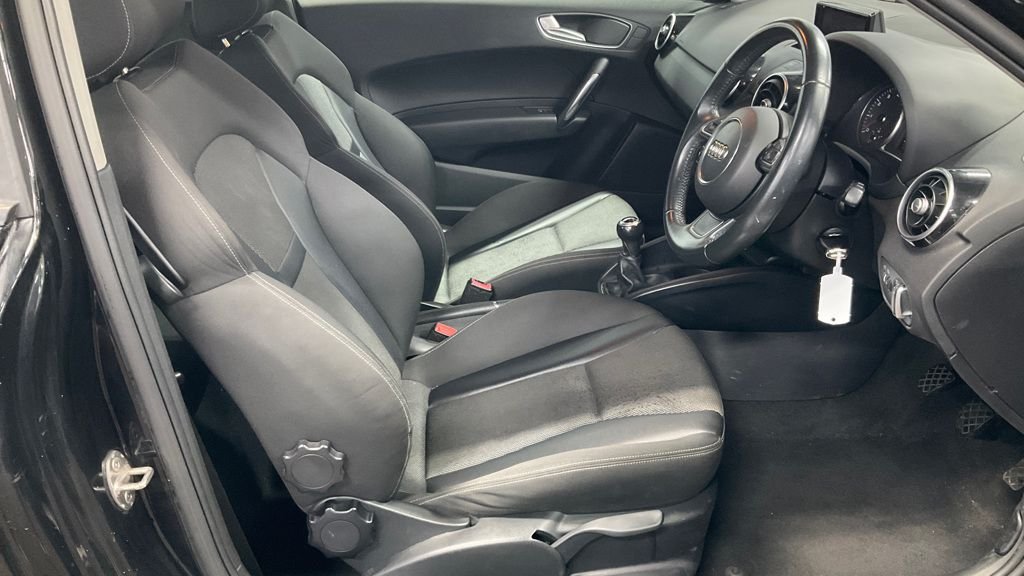 Used Audi A1 2015 for sale - 76798079: Photo 14