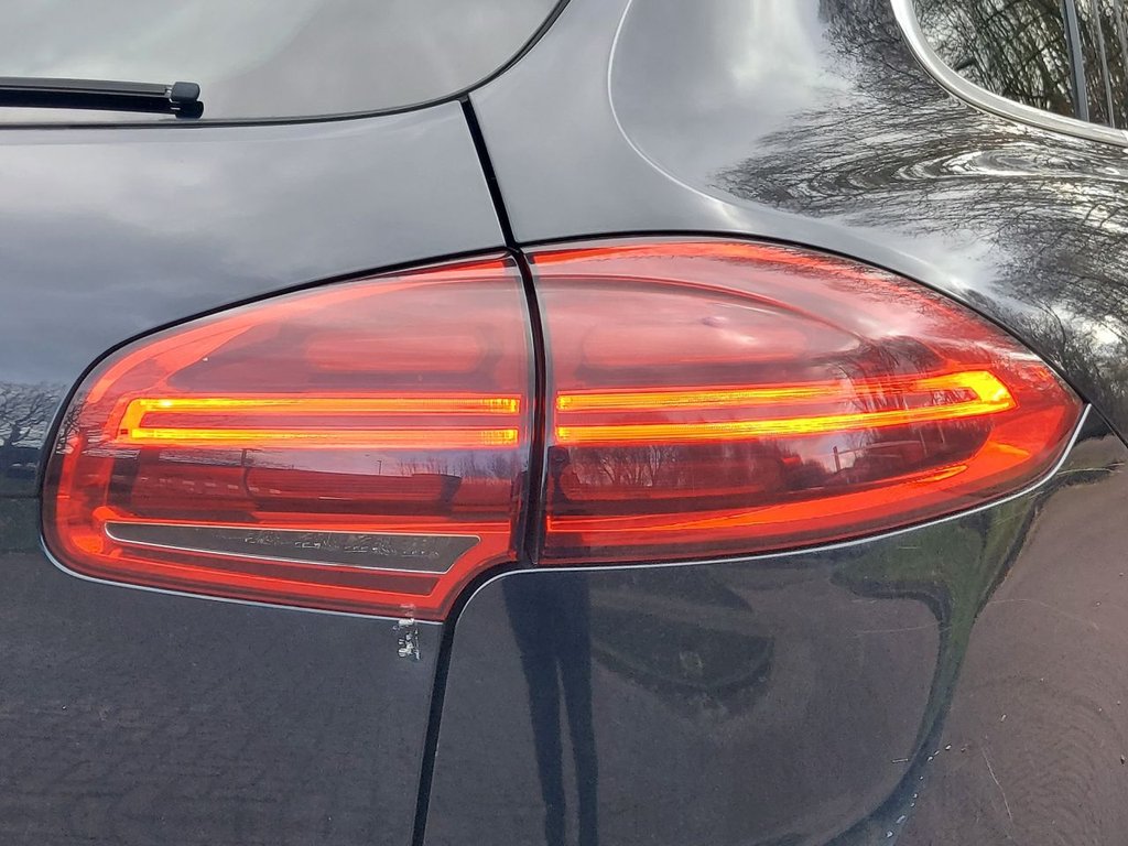 Used Porsche Cayenne 2014 for sale - 77571946: Photo 23