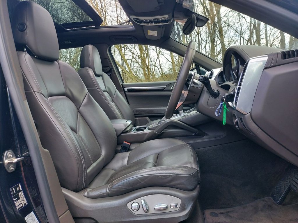 Used Porsche Cayenne 2014 for sale - 77571946: Photo 29
