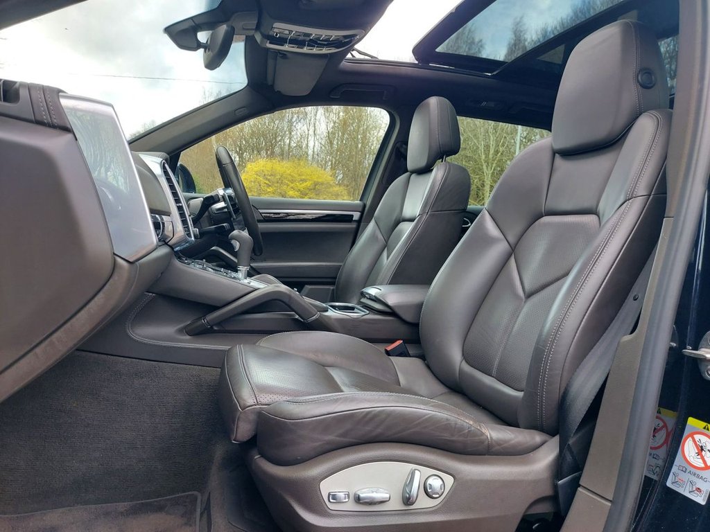 Used Porsche Cayenne 2014 for sale - 77571946: Photo 34