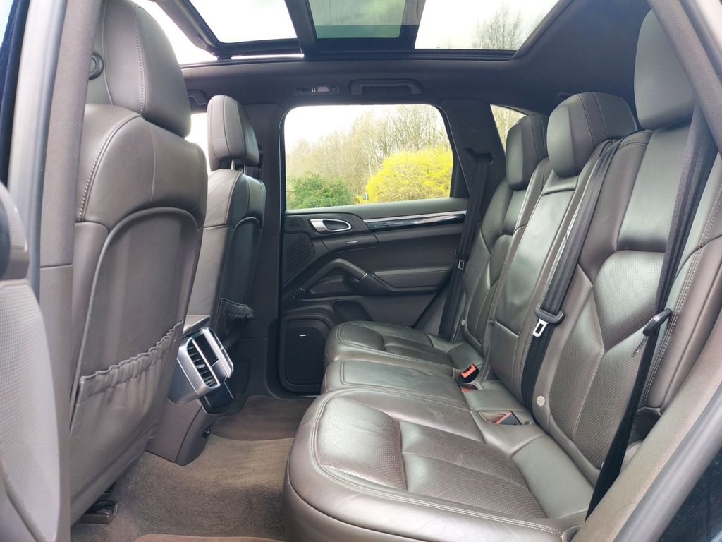 Used Porsche Cayenne 2014 for sale - 77571946: Photo 36