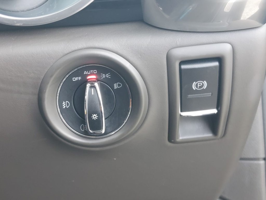 Used Porsche Cayenne 2014 for sale - 77571946: Photo 47