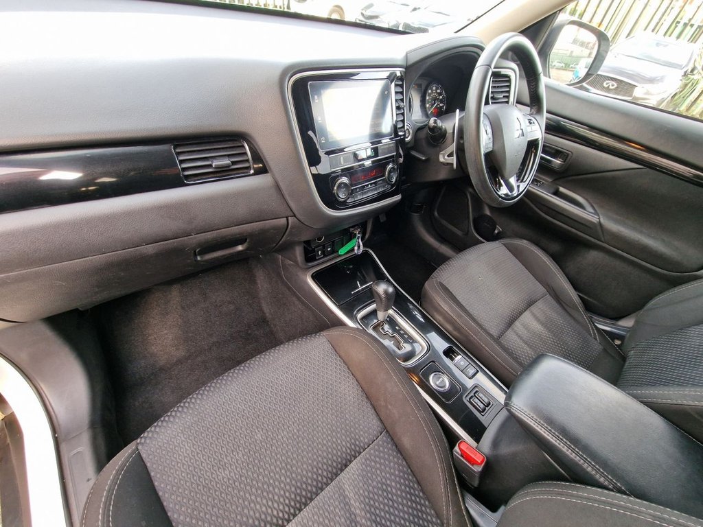 Used Mitsubishi Outlander 2019 for sale - 77172396: Photo 35