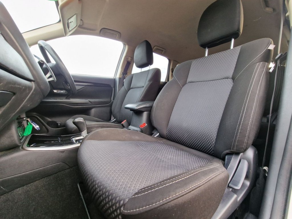 Used Mitsubishi Outlander 2019 for sale - 77172396: Photo 37
