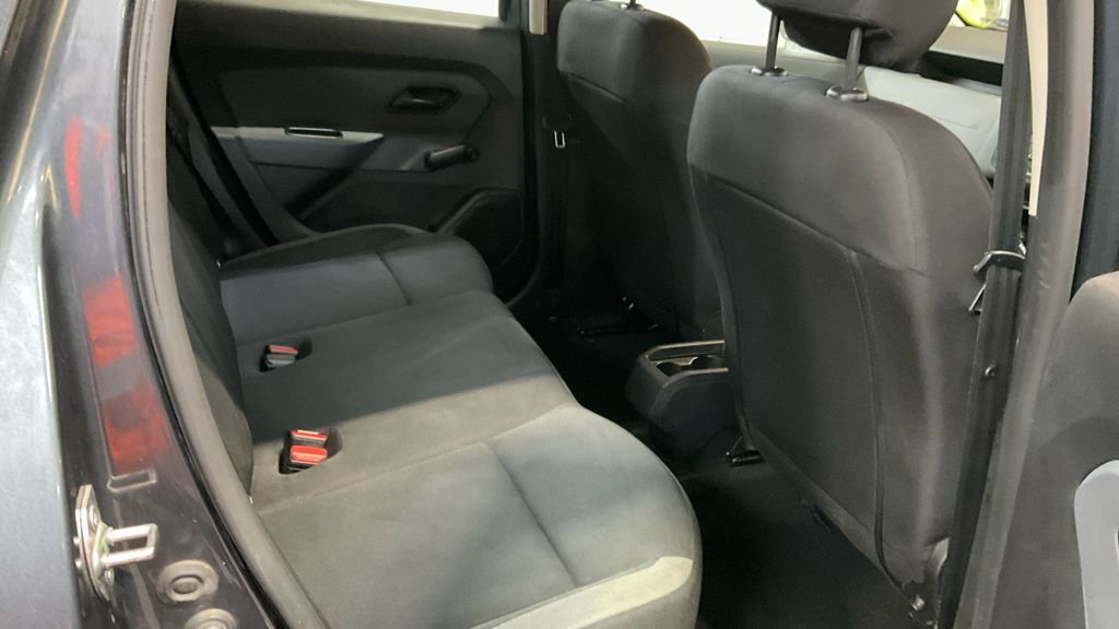 Used Dacia Duster 2018 for sale - 77027432: Photo 19