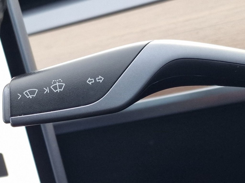 Used Tesla Model 3 2020 for sale - 77356580: Photo 26