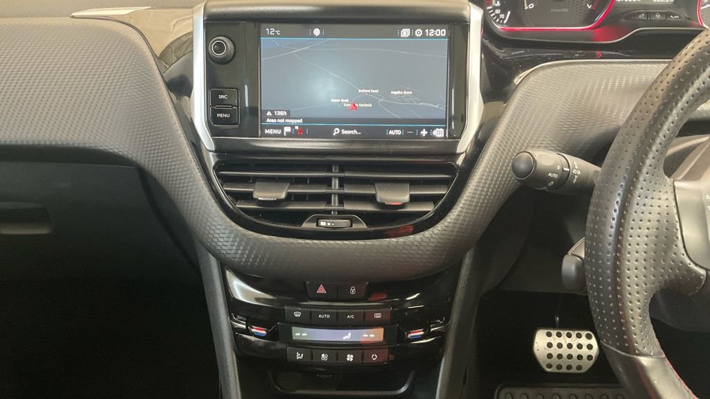 Used Peugeot 2008 2017 for sale - 78096546: Photo 15